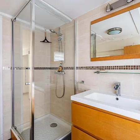 Au Coeur Du Village Holiday home